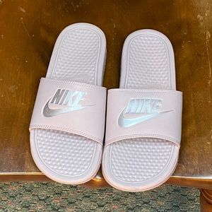 Nike Slides, Light Pink